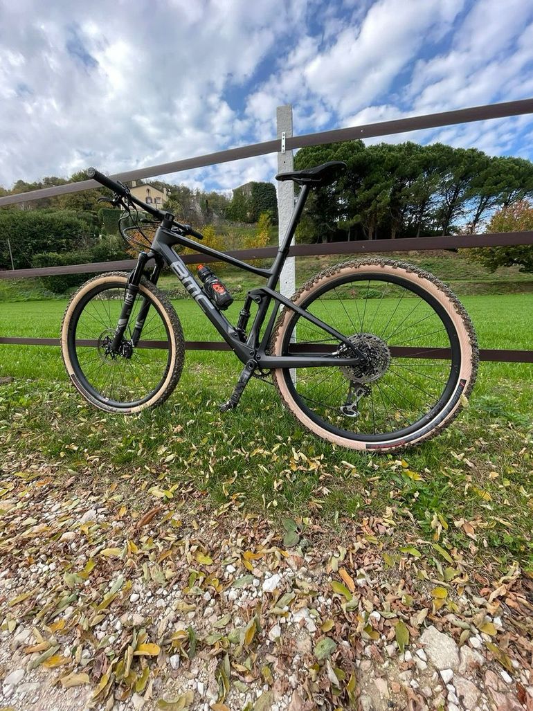 Gebrauchtes BMC Fourstroke 01 THREE 2020 Mountainbike, Schwarz, 29 — Bild 2 von 18
