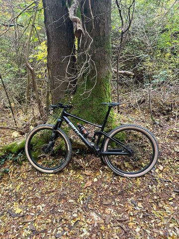 Used BMC Fourstroke 01 THREE 2020 Mountainbike, Black, 29 — image 4 of 18