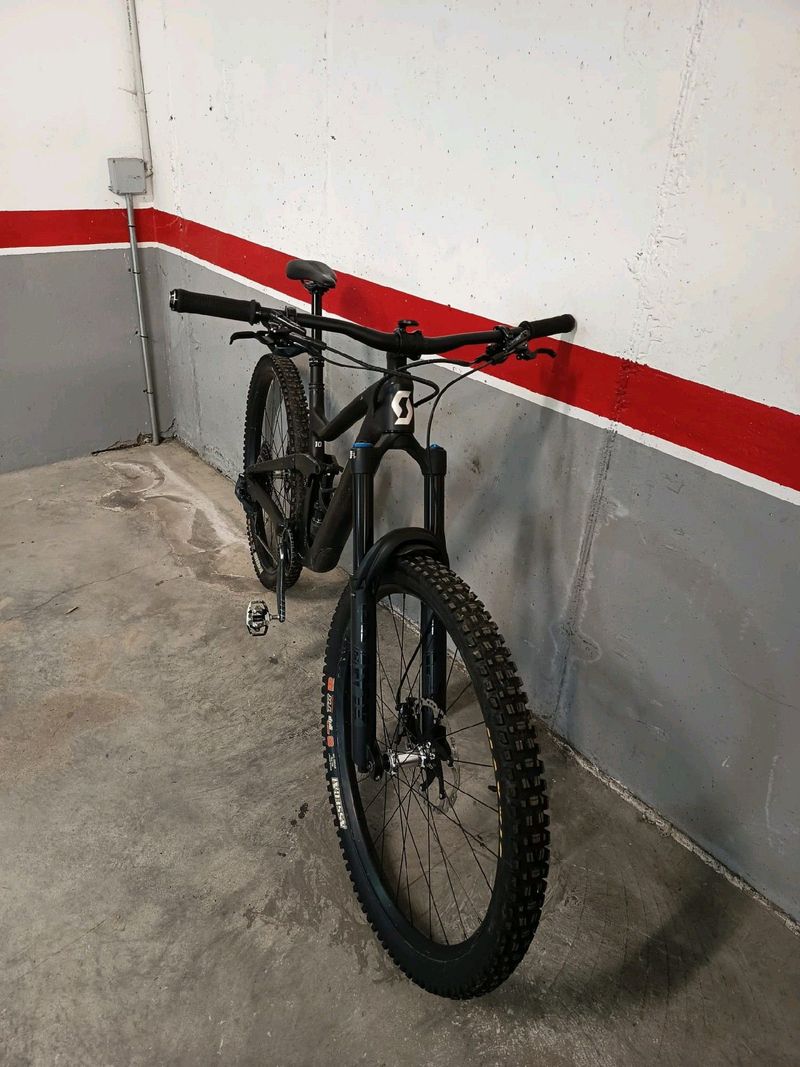 Used Scott Ransom 910 2023 2023 Mountainbike, Black, 29 — image 2 of 4
