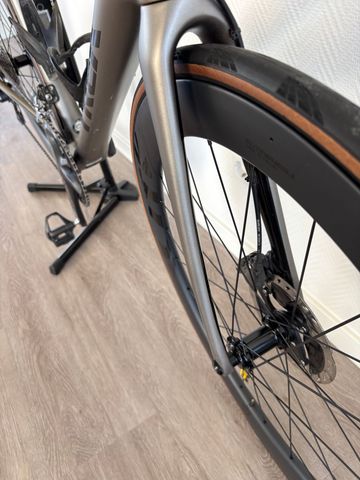 Brugt Trek Émonda SL 6 Disc 2019 2019 Road & Gravel — billede 7 af 9