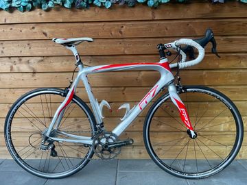 Used Pinarello FP7 46HM3KVoll Carbon, Campagnolo Record, Onda FPK 2018 Road & Gravel