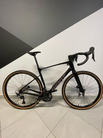 Used Giant Revolt Advanced 2 2025 2025 Road & Gravel