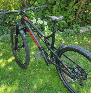 Jamis DAKAR A2 2019 2019 Mountainbike d'occasion — image 3 sur 6