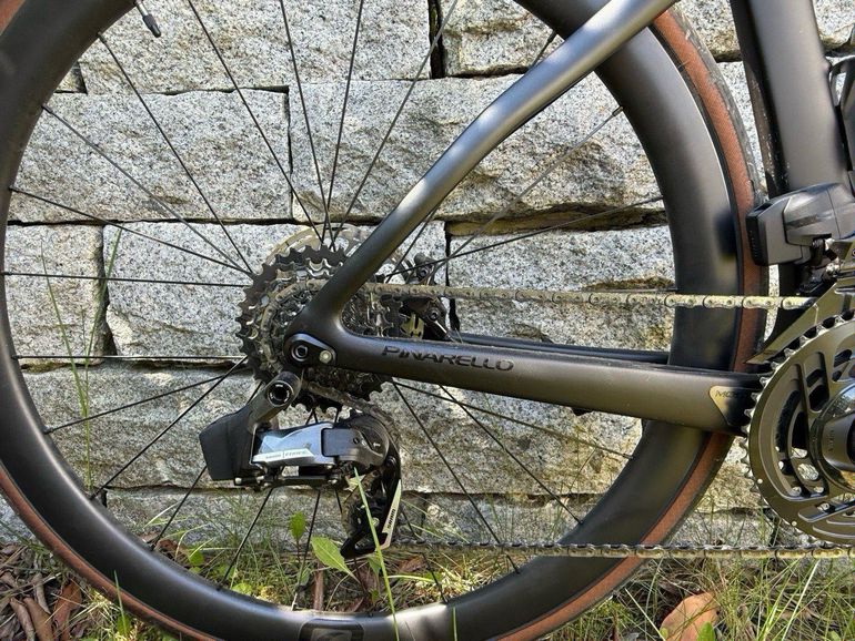 Gebrauchtes Pinarello F7 SRAM Force eTap AXS 2024 Road & Gravel, Schwarz — Bild 3 von 7