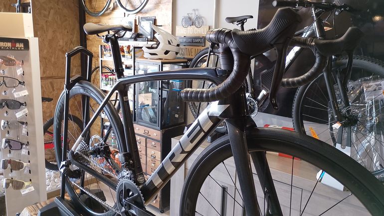 Used Trek Emonda SL 6 ETAP 54 2021 Road & Gravel — image 3 of 6