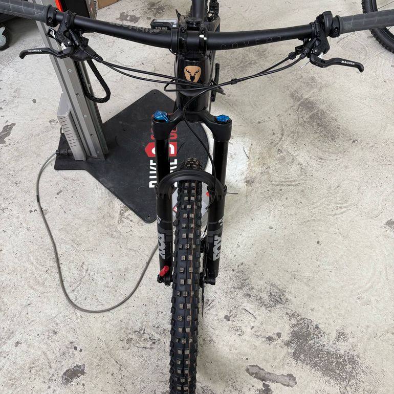 Gebrauchtes Rotwild R.E735 CORE 2023 2023 Mountainbike, Schwarz, 27.5 — Bild 11 von 11
