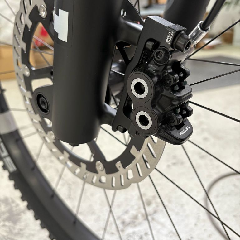 Gebrauchtes Rotwild R.E735 CORE 2023 2023 Mountainbike, Schwarz, 27.5 — Bild 2 von 11