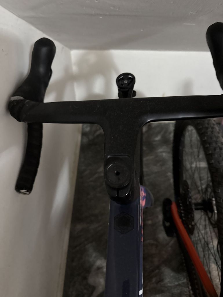 Used Cannondale Supersix Shimano Ultegra 2022 Road & Gravel, Purple — image 9 of 9