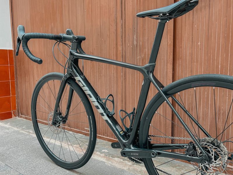 Giant TCR Advanced Disc 2 2024 2024 Road & Gravel usato, Nero — immagine 6 di 20