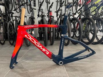 Used Pinarello Dogma F Frameset 2024 Road & Gravel, Black — image 2 of 3