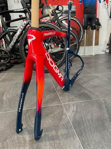 Used Pinarello Dogma F Frameset 2024 Road & Gravel, Black — image 3 of 3
