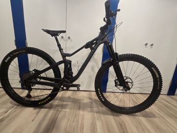 Used Scott Genius 910 2022 2022 Mountainbike, Black, 29 — image 2 of 8