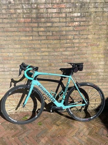 Used Bianchi Infinito Shimano Ultegra Di2 2022 Road & Gravel