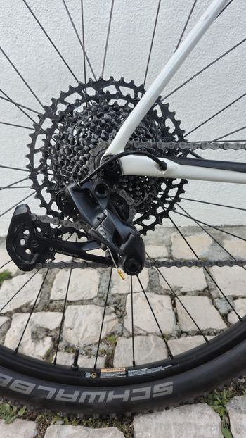 Tweedehands Cannondale F-si SRAM GX Eagle 2023 Mountainbike — afbeelding 3 van 13