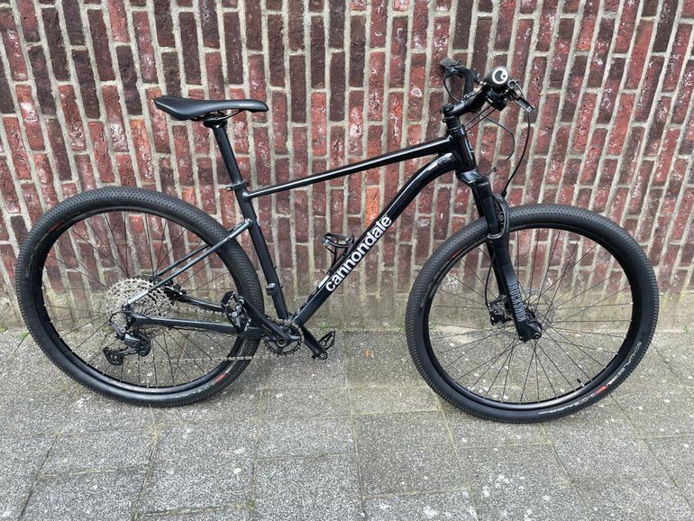 Used Cannondale Trail Shimano Deore 2021 Mountainbike, Black — image 1 of 7
