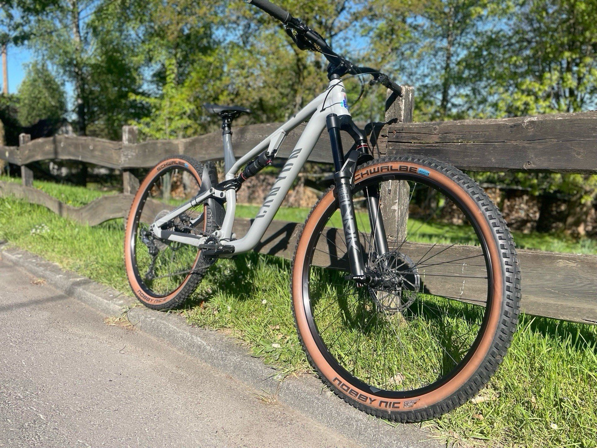 Canyon Spectral Canyon Neuron Al Usata Canyon Neuron AL Trail All