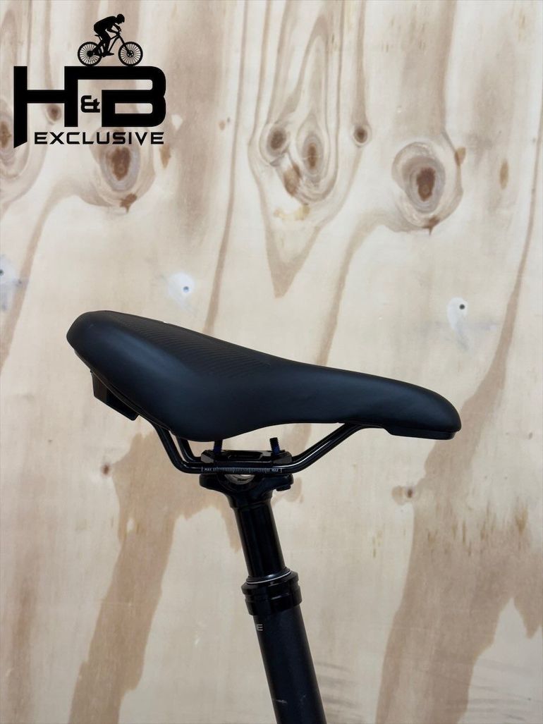 Used CUBE Kathmandu Hybrid Pro 750 XT 2024 Mountainbike — image 7 of 15