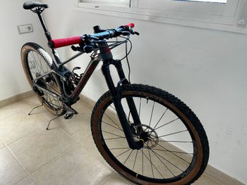 Brugt Mondraker F-PODIUM CARBON DC 2023 2023 Mountainbike — billede 5 af 8