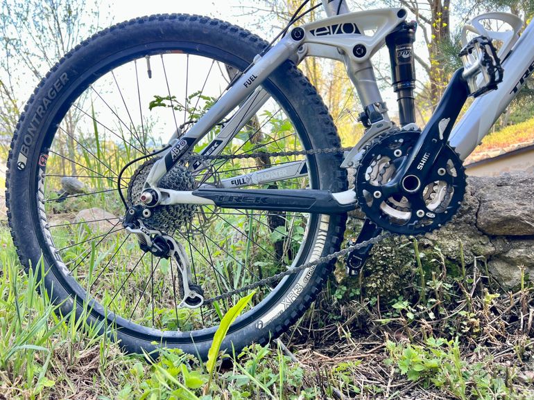Used Trek Fuel EX 6 2011 2011 Mountainbike, Light Gray, 26 — image 3 of 5