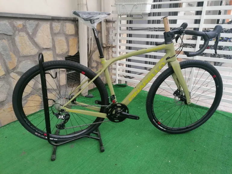 Used Pinarello Granger X3 Disc 2023 Road & Gravel, Verde — image 1 of 4