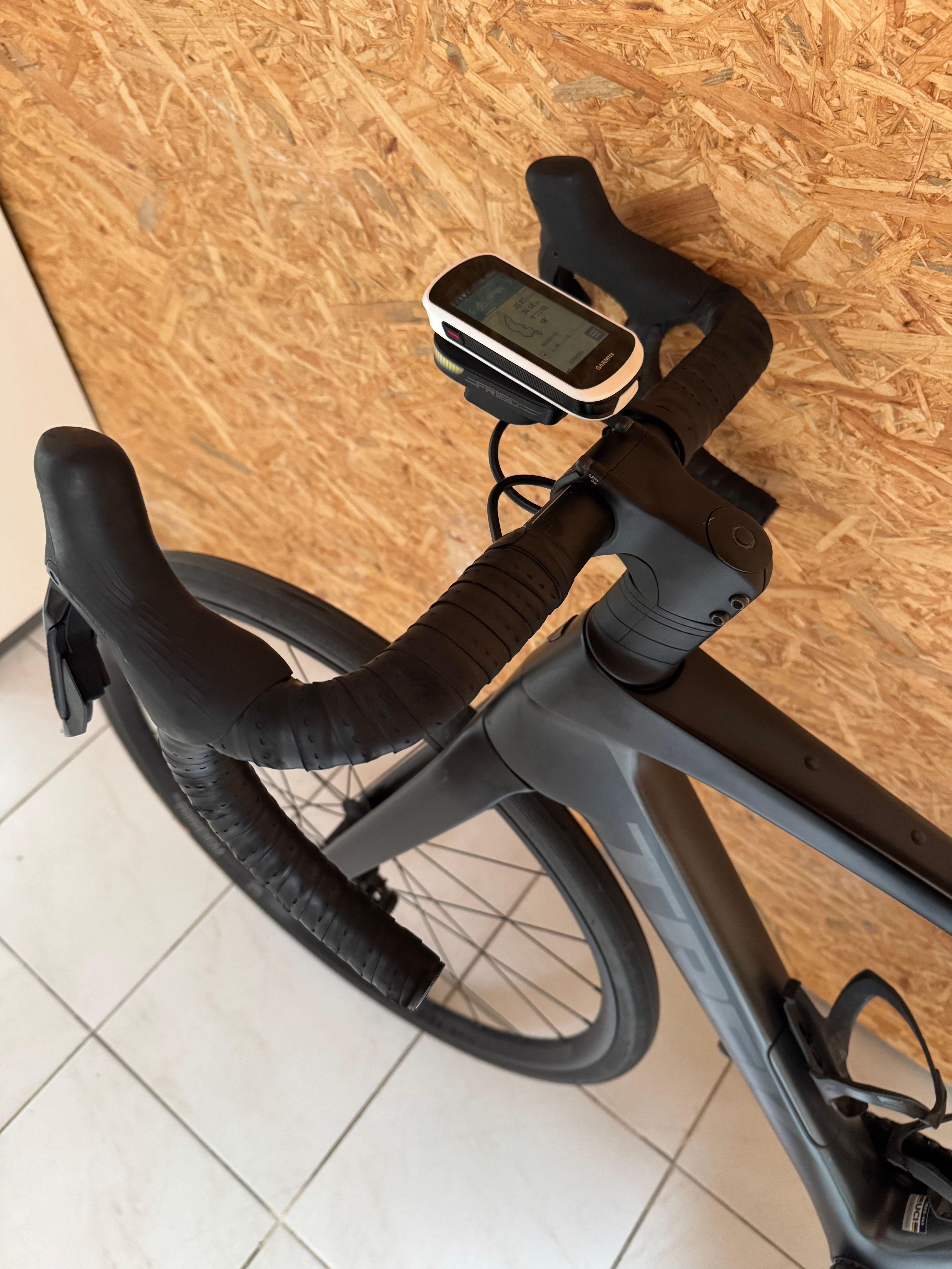 Trek Domane SL used in 52 cm buycycle