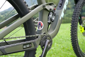 Brugt Trek Slash 9.7 Gen 5 2023 2023 Mountainbike — billede 2 af 6