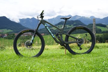 Used Trek Slash 9.7 Gen 5 2023 2023 MTB