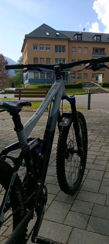 Used CUBE FRITZZ 180 HPA Race 27.5 2017 2017 Mountainbike, Hellgrau, 27.5 — image 2 of 7