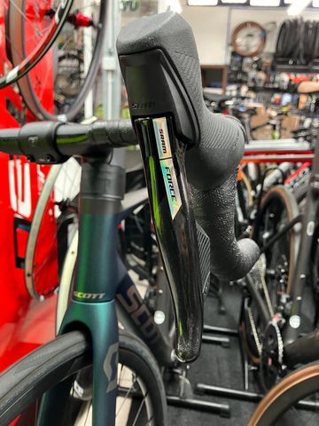 Brugt Scott Addict RC 20 2024 Road & Gravel — billede 4 af 5