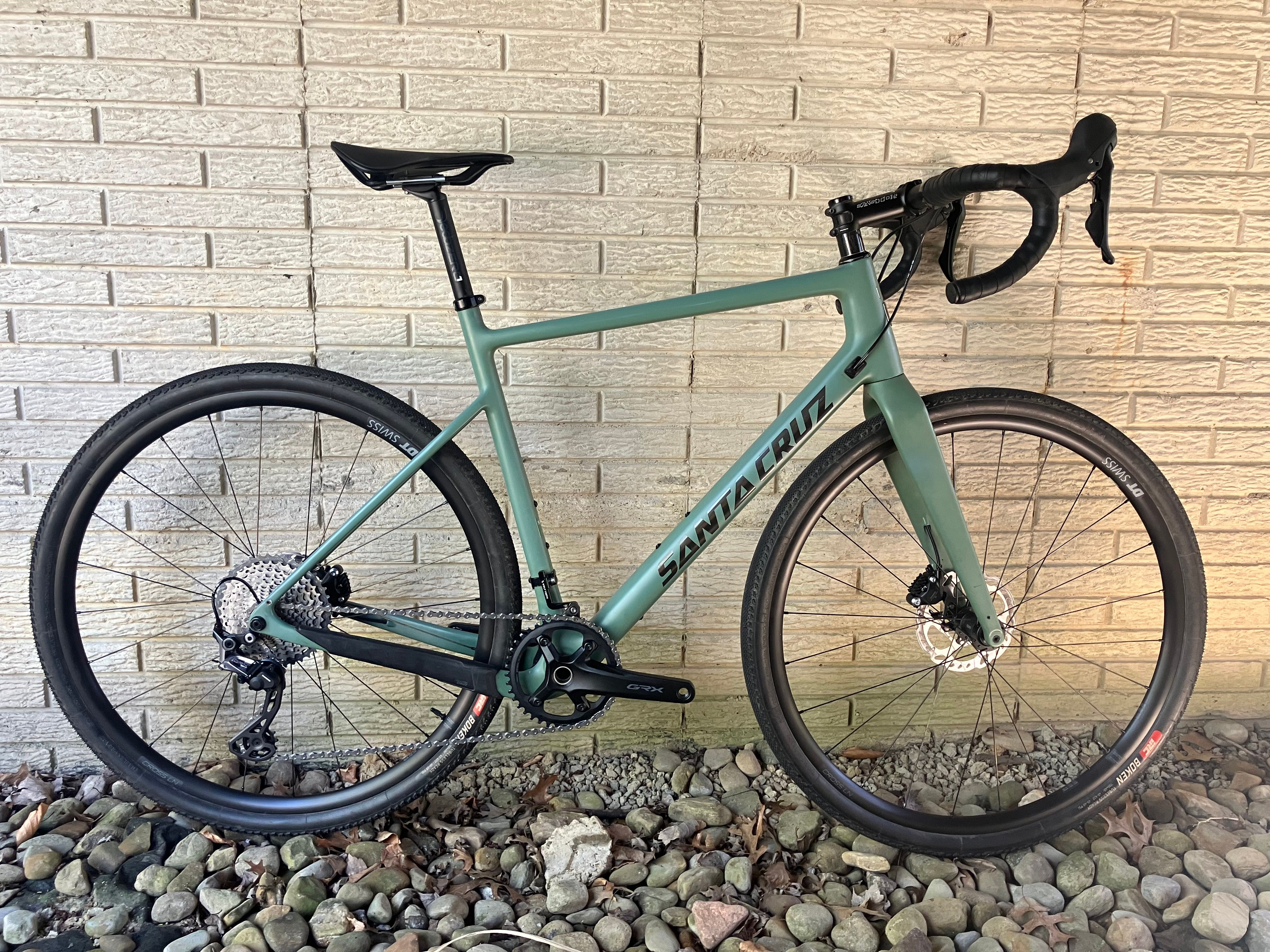 HOT Bike Gravel Taglia 60 Cruz Gravel Bikes Road Bike Santa