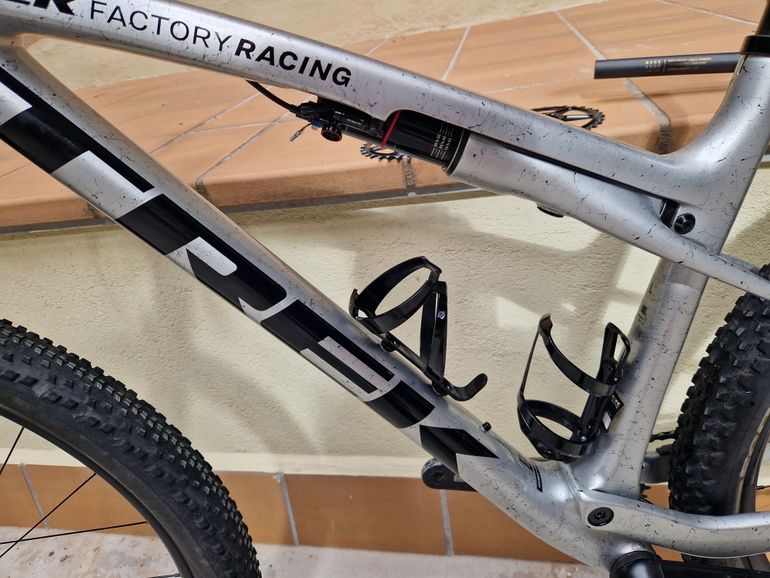 Brugt Trek Supercaliber SLR 9.8 XT Gen 2 2024 2024 Mountainbike — billede 5 af 17