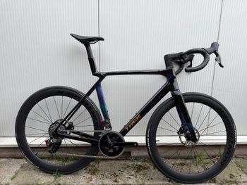 Tweedehands Trek Madone SRAM Rival eTap AXS 2025 Road & Gravel