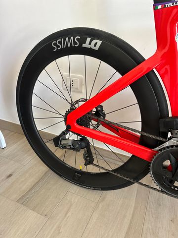 Canyon Aeroad CF SLX 7 Disc eTap 2023 2023 Road & Gravel usato, Viola — immagine 5 di 12