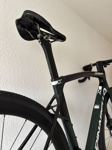 Pinarello Dogma X 2024 Road & Gravel de segunda mano, Verde — imagen 5 de 10
