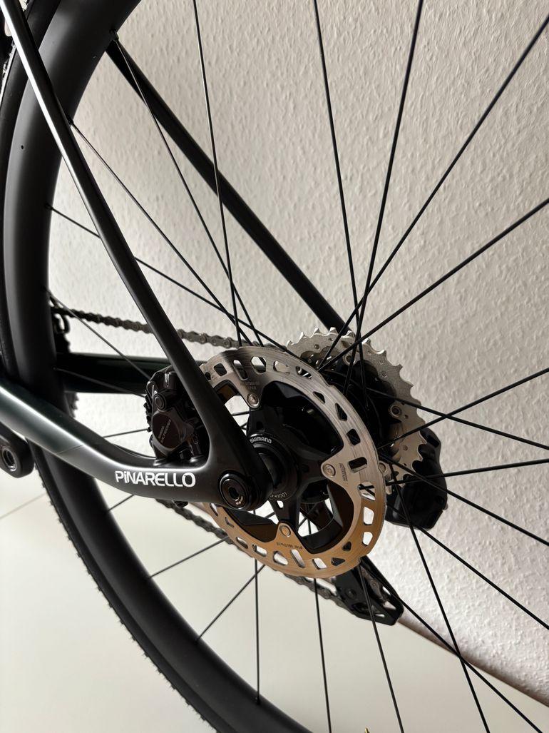 Używany Pinarello Dogma X 2024 Road & Gravel — zdjęcie 9 z 10