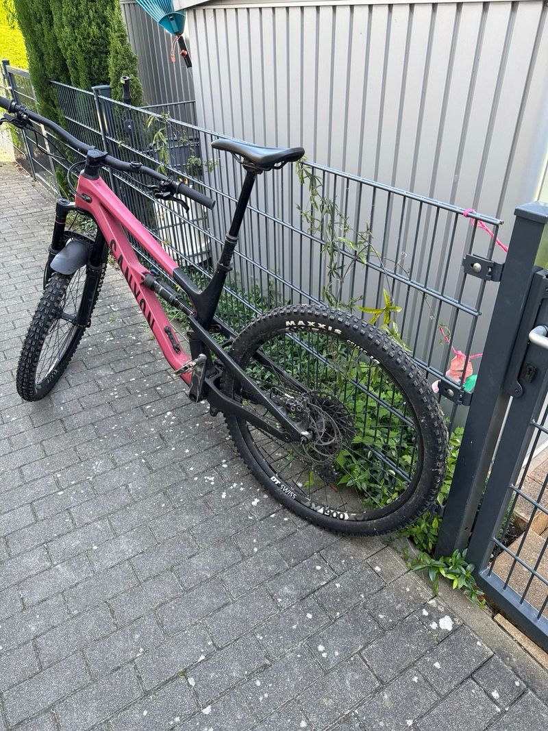 Used Canyon Spectral SRAM GX Eagle 2021 Mountainbike, Red — image 3 of 4