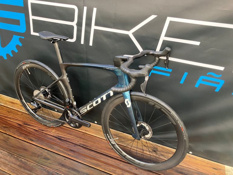 Używany Scott Foil RC Pro 2022 2022 Road & Gravel — zdjęcie 2 z 4