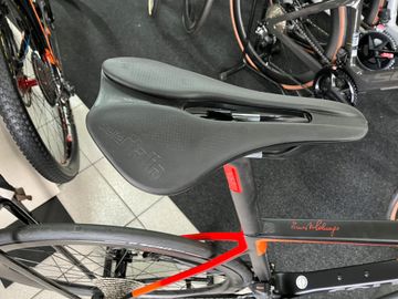 Used Colnago V3-RS 2021 Road & Gravel, Black — image 5 of 8