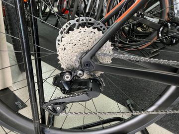 Used Colnago V3-RS 2021 Road & Gravel, Black — image 3 of 8
