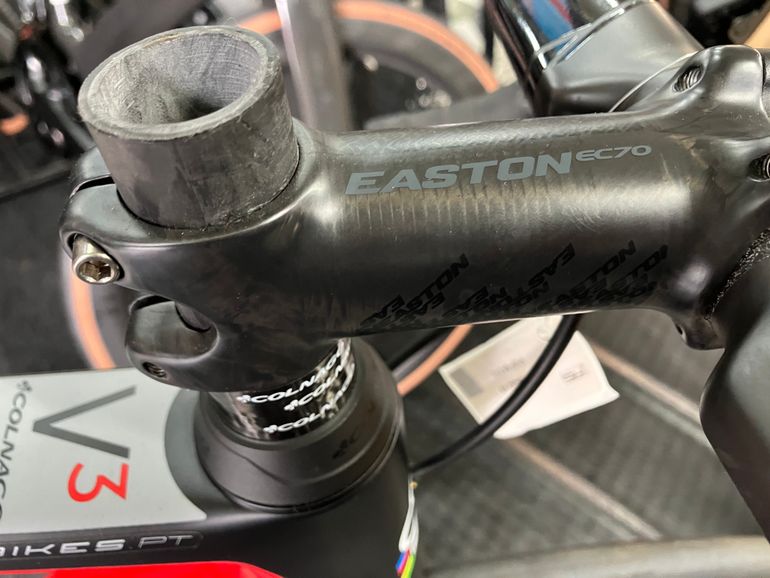 Used Colnago V3 Disc Rival AXS Bike 2023 2023 Road & Gravel, Schwarz — image 6 of 10