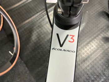 Used Colnago V3 Disc Rival AXS Bike 2023 2023 Road & Gravel, Schwarz — image 10 of 10