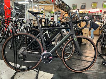 Used Scott Addict RC 30 2024 2024 Road & Gravel