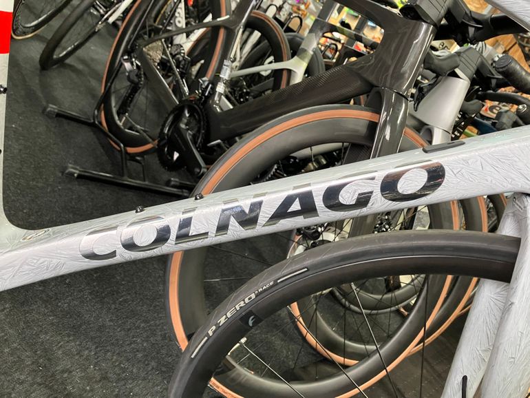 Gebrauchtes Colnago V3-RS Disc Frameset 2021 2021 Road & Gravel, Schwarz — Bild 4 von 9