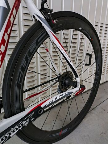 Używany Fuji SST 2.0 2012 2012 Road & Gravel — zdjęcie 4 z 9