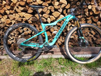 Tweedehands Orbea OIZ 2020 Carbon-OMR-29 2020 MTB