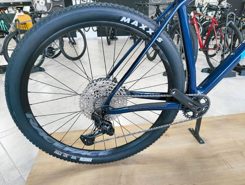 BH Ultimate Evo 8.0 2023 Mountainbike d'occasion — image 2 sur 5
