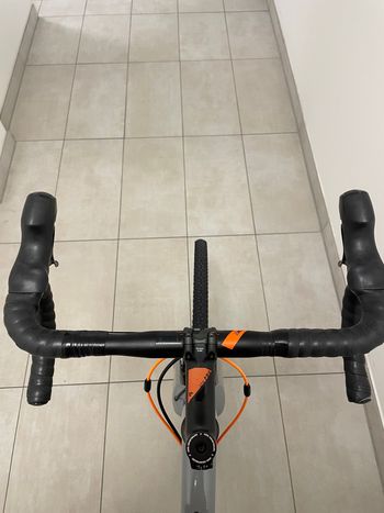 Used CUBE CROSS Race Pro 2017 2017 Road & Gravel, Hellgrau — image 7 of 8