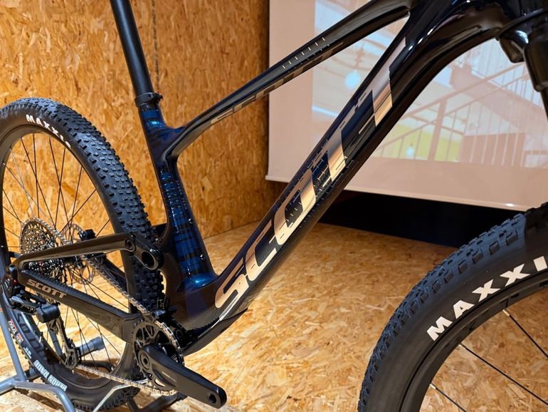 Brugt Scott Spark Rc Team 2025 2025 Mountainbike — billede 4 af 6