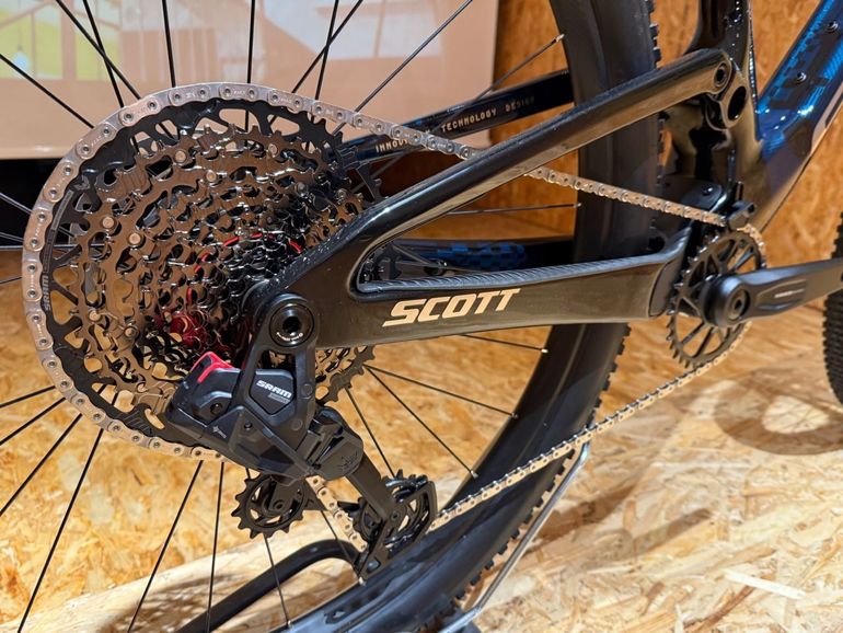 Brugt Scott Spark Rc Team 2025 2025 Mountainbike — billede 3 af 6