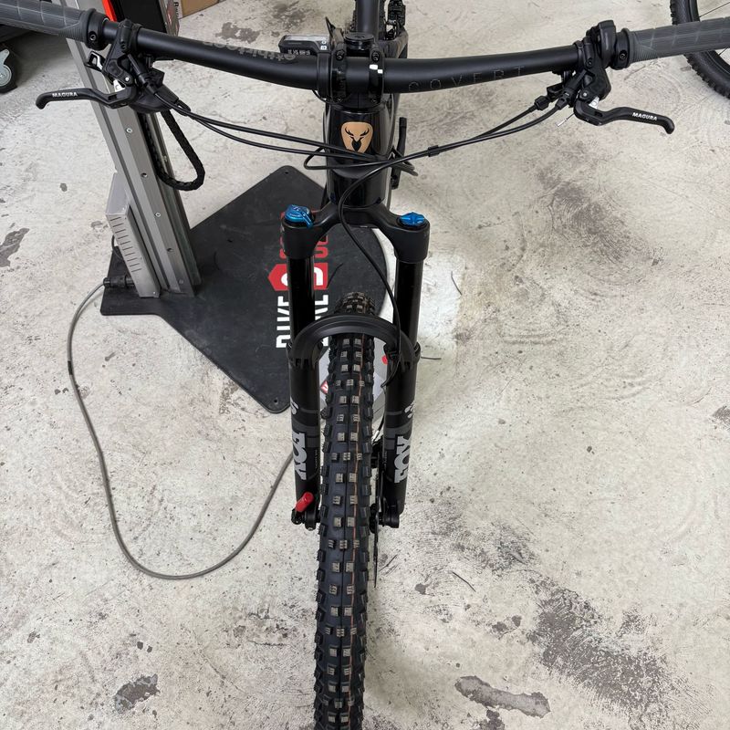 Rotwild R.E735 CORE 2023 2023 Mountainbike d'occasion — image 11 sur 11